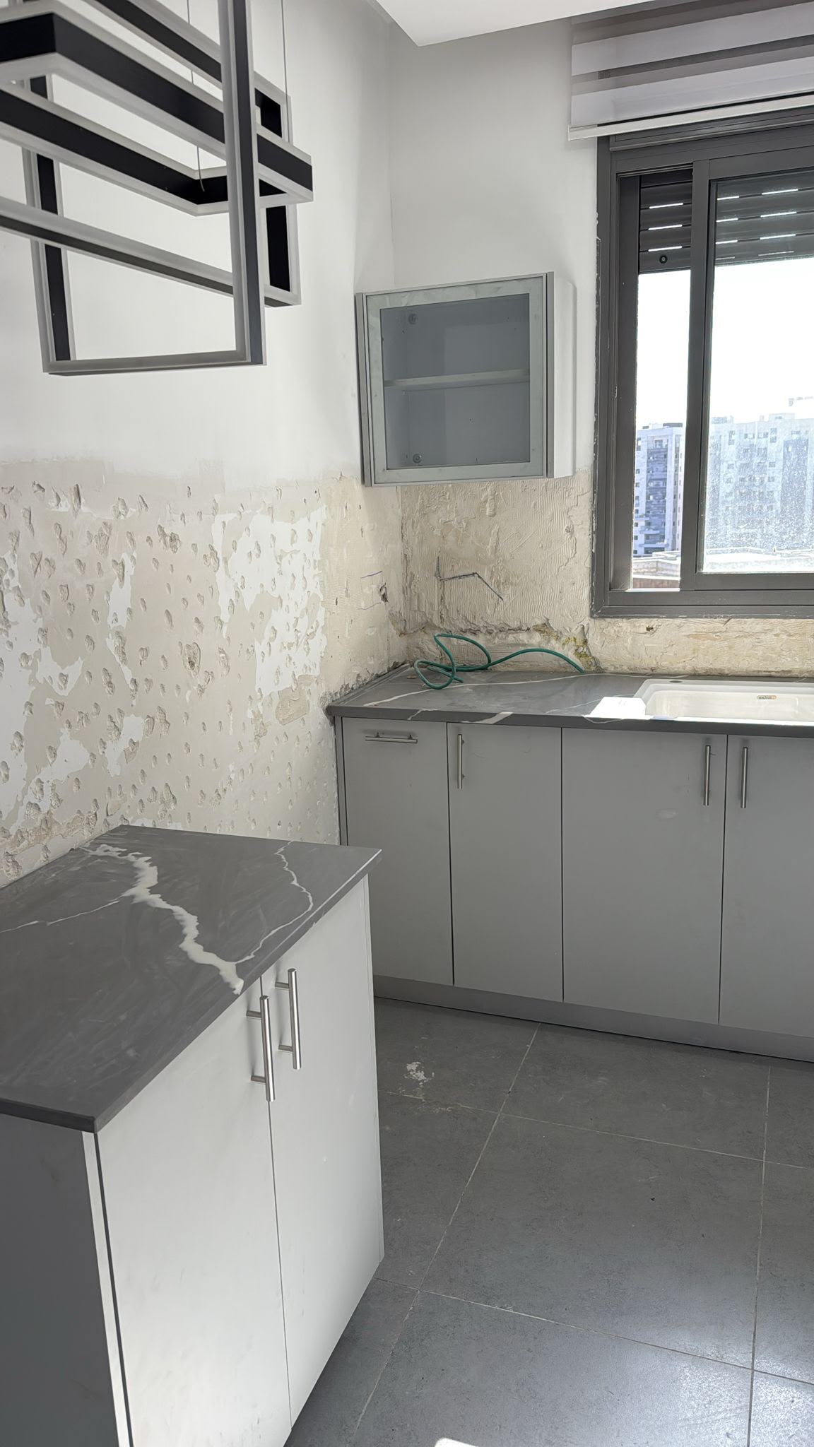 מטבח דגם 11 — מטבח בהתאמה אישית — עבודה מהנגרייה שלנו