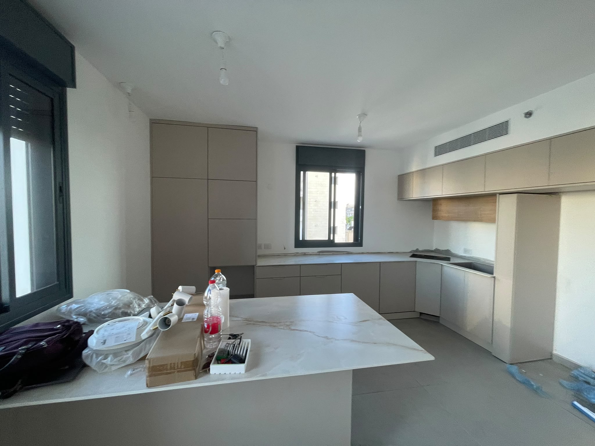 מטבח דגם 57 — מטבח בהתאמה אישית — עבודה מהנגרייה שלנו