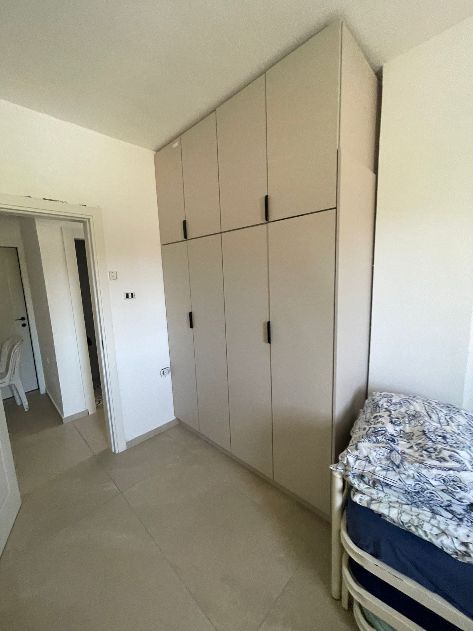 ארון דגם 23 — ארון בהתאמה אישית — עבודה מהנגרייה שלנו